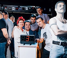 А потому, что мы банда...