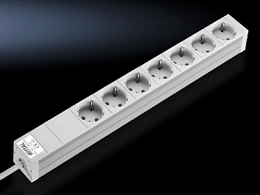 7240210 Блок соединительный эл.цепей 16A, 7 евро розеток, 452мм, 19 7240210 Блок соединительный эл.цепей 16A, 7 евро розеток, 452мм, 19