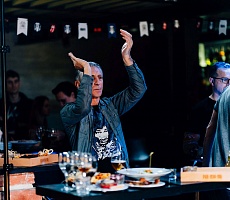 А потому, что мы банда...