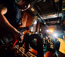 А потому, что мы банда...