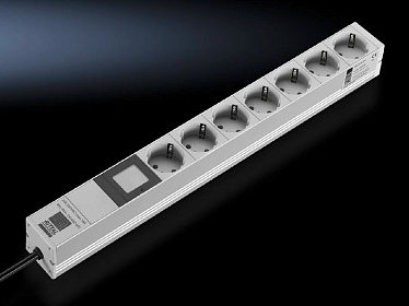 7240301 Блок розеток 16A, 7 евро розеток, 19 7240301 Блок розеток 16A, 7 евро розеток, 19