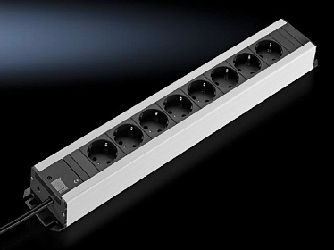 7000630 Блок соединительный эл.цепей 16A, 8 евро розеток, 452мм, 19