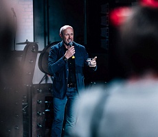 А потому, что мы банда...